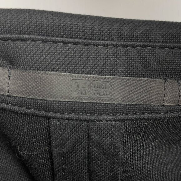 UNIQLO Slim Fit Academia Office Comfortable Black Blazer Pockets Ptp 19 - Picture 3 of 9